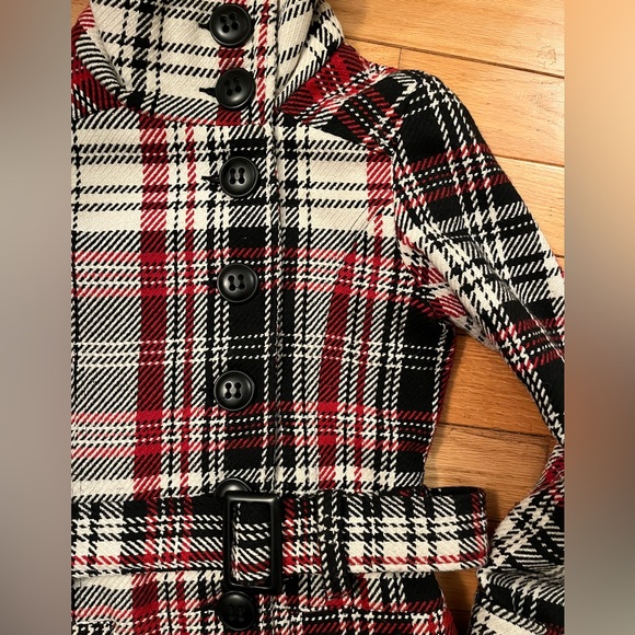 Louie Louie Vintage Glamour - Picture 3 of 4